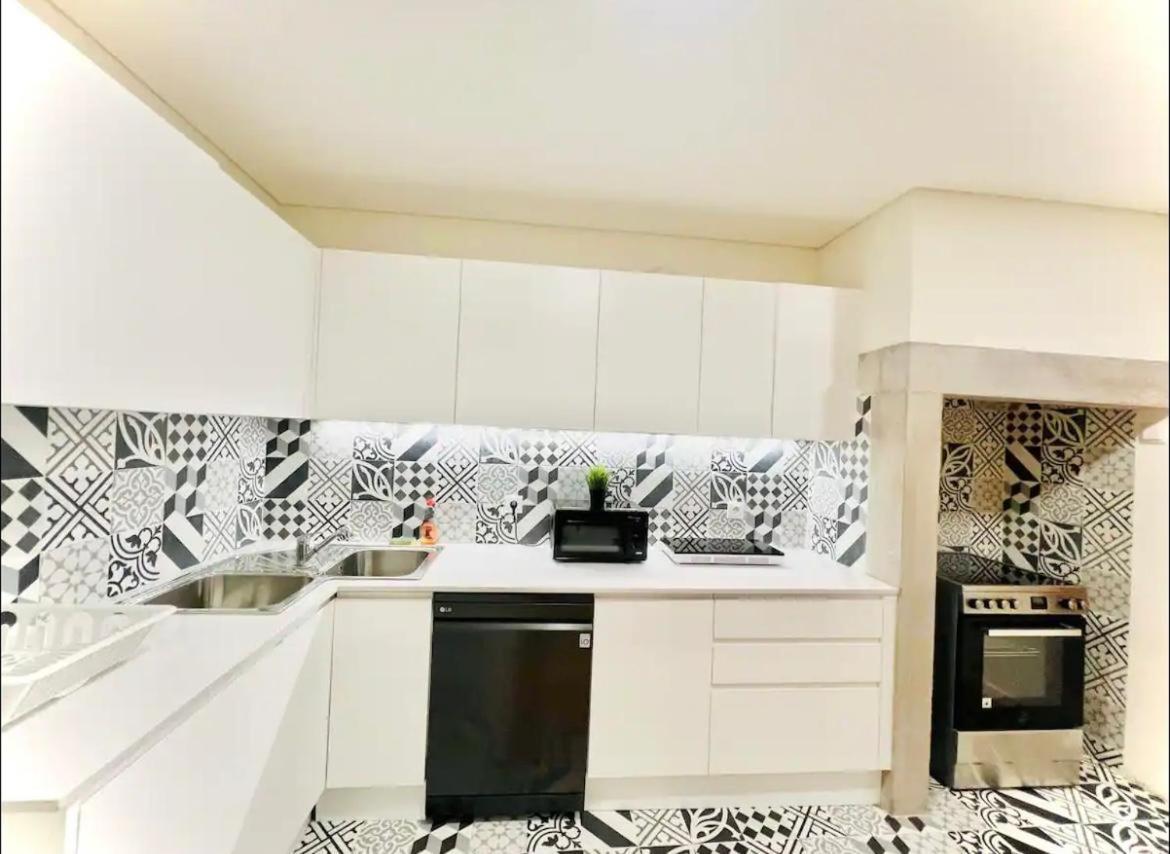 Lisbon City Center 3 Bedroom Flat Next To Avenida Liberdade Luaran gambar